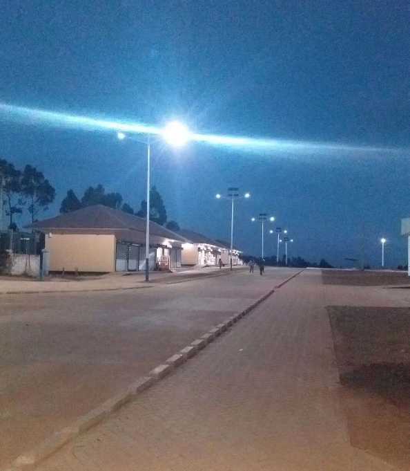 温州市非洲科特迪瓦太阳能路灯工程